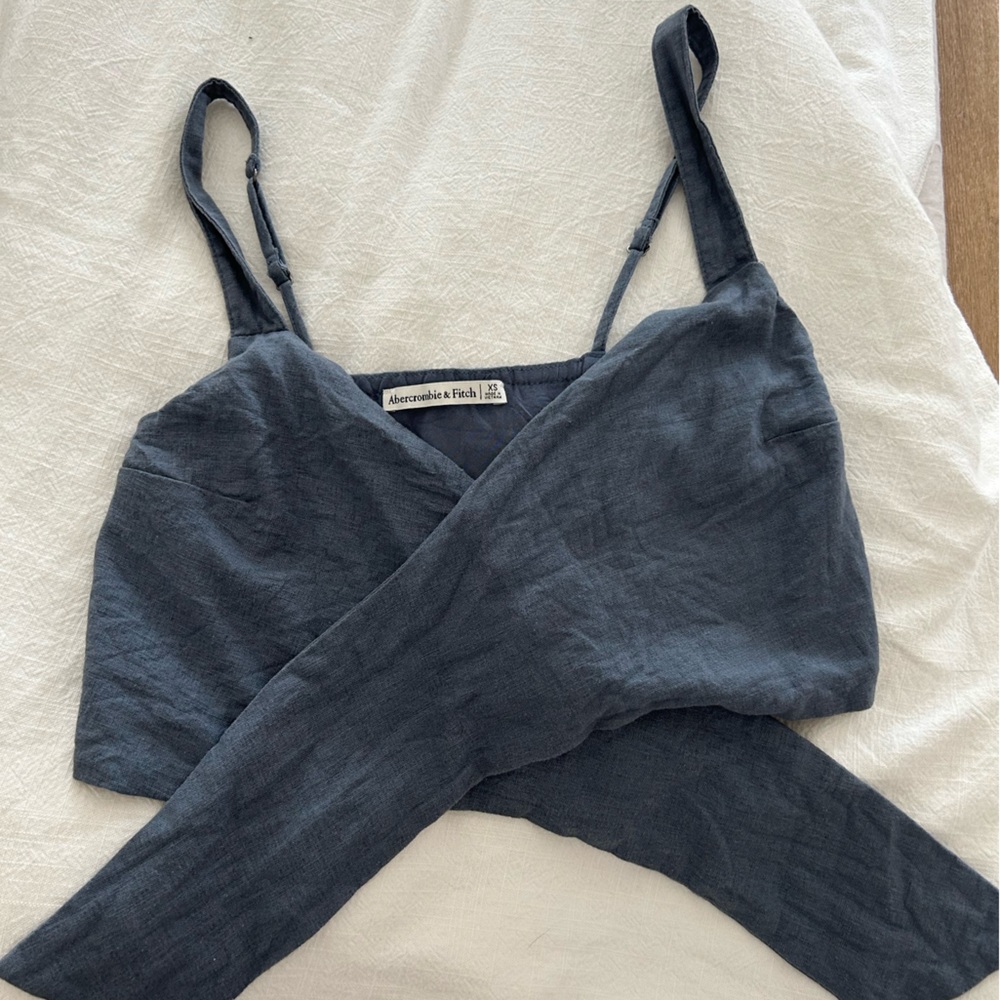 Abercrombie Tie Front Linen Crop Top